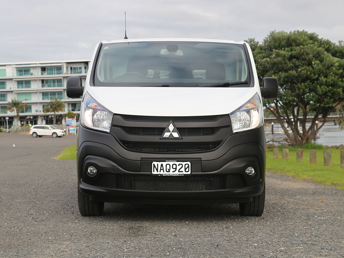 2020 Mitsubishi Express 2.0L Turbo Diesel 6 Speed Auto