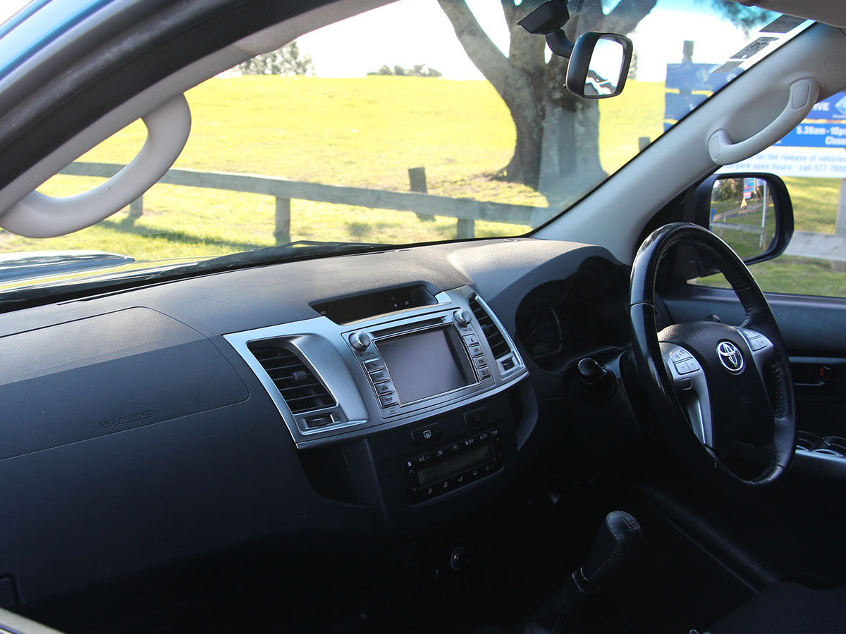 2015 Toyota Hilux SR5 4WD 3.0L Diesel Turbo