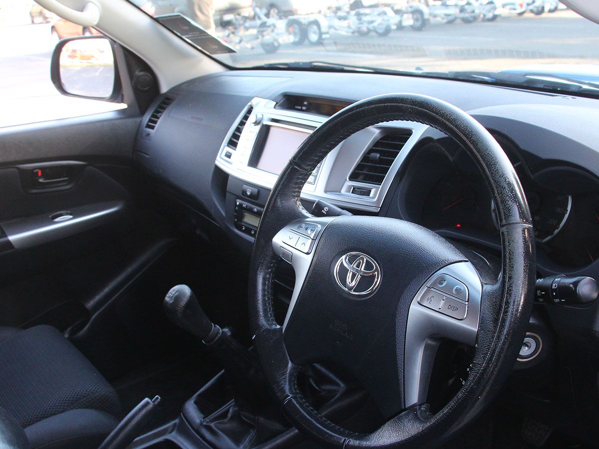 2015 Toyota Hilux SR5 4WD 3.0L Diesel Turbo