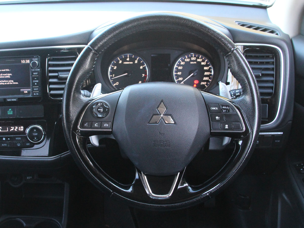 2016 Mitsubishi Outlander JZK221
