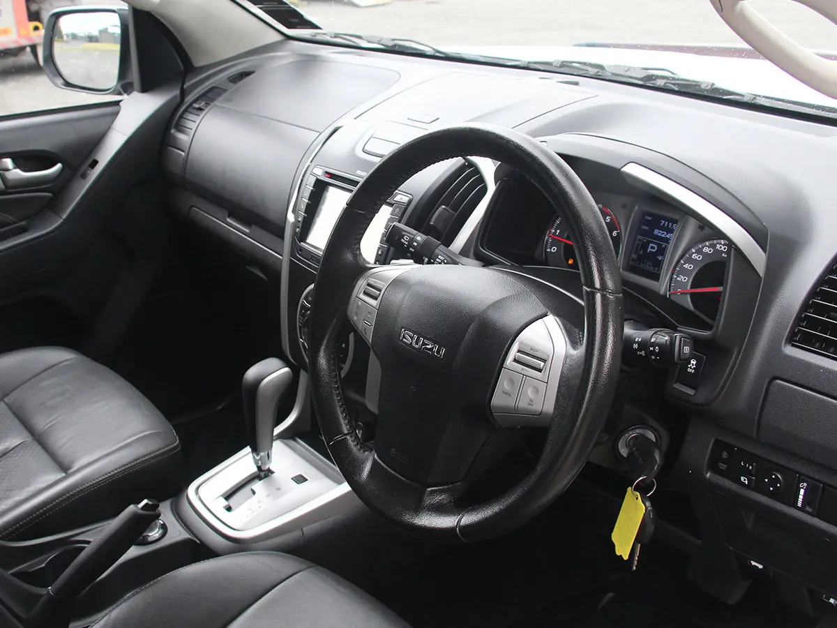 2015 Isuzu MU-X 3.0L Diesel 4WD 7 Seater