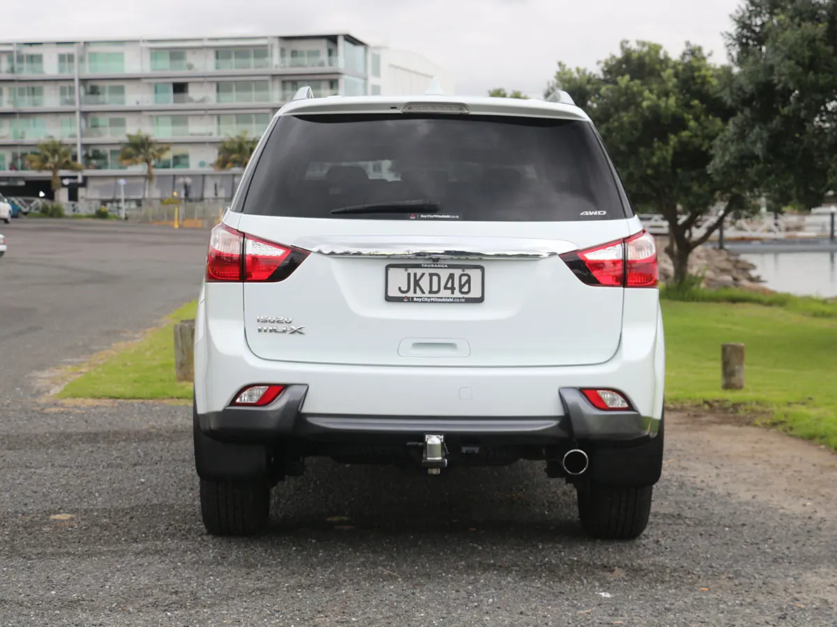 2015 Isuzu MU-X 3.0L Diesel 4WD 7 Seater