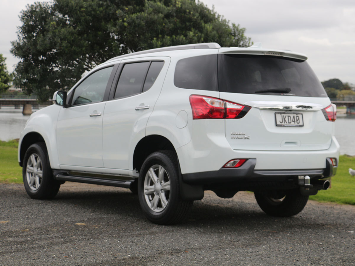 2015 Isuzu MU-X 3.0L Diesel 4WD 7 Seater