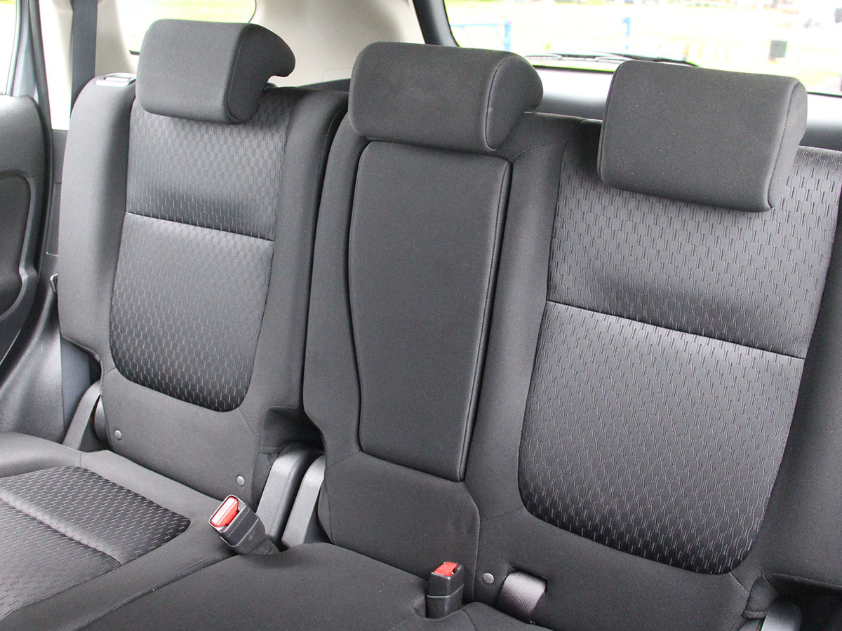 2015 Mitsubishi Outlander LS 2.0L Petrol Auto