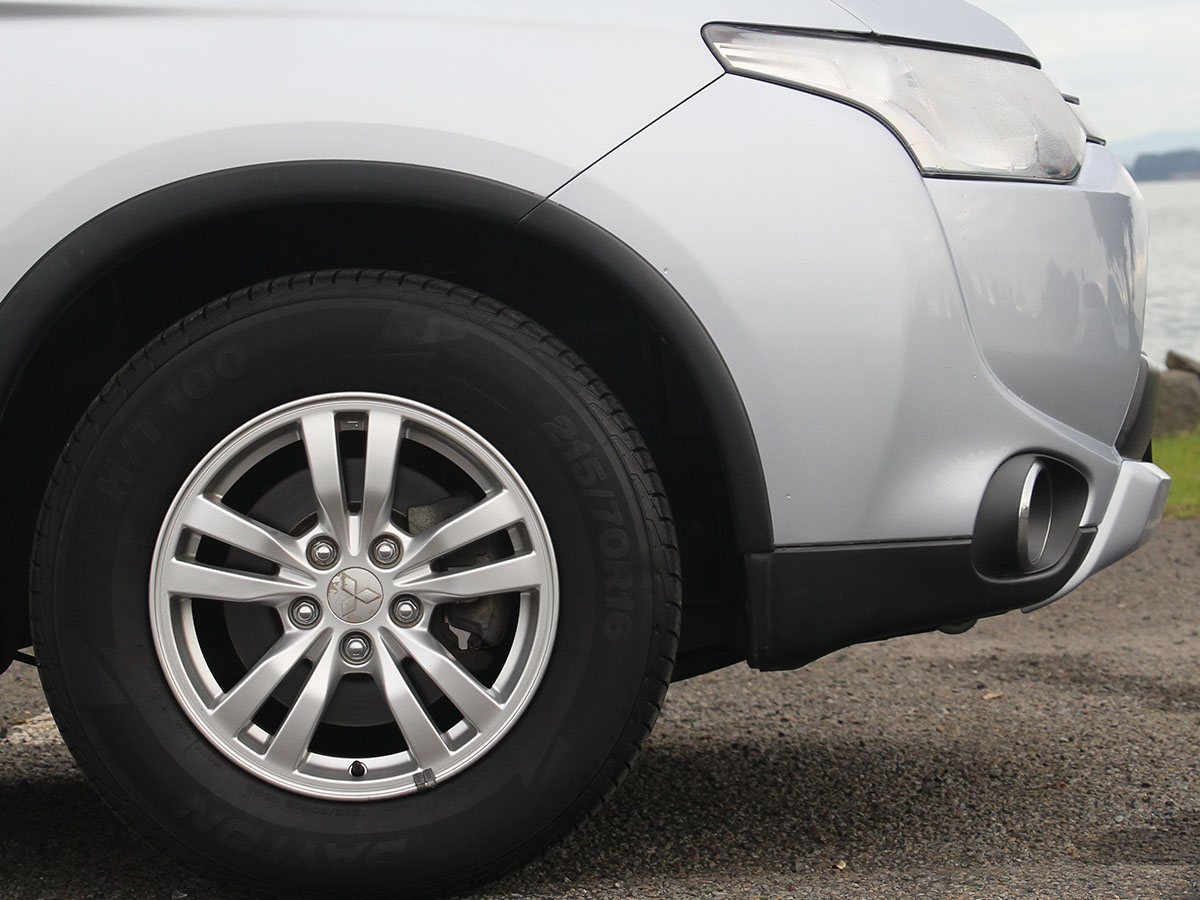 2015 Mitsubishi Outlander LS 2.0L Petrol Auto