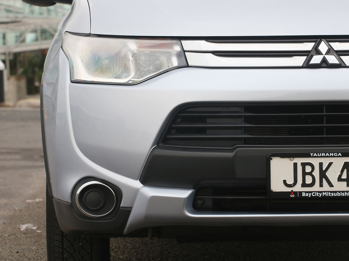 2015 Mitsubishi Outlander LS 2.0L Petrol Auto