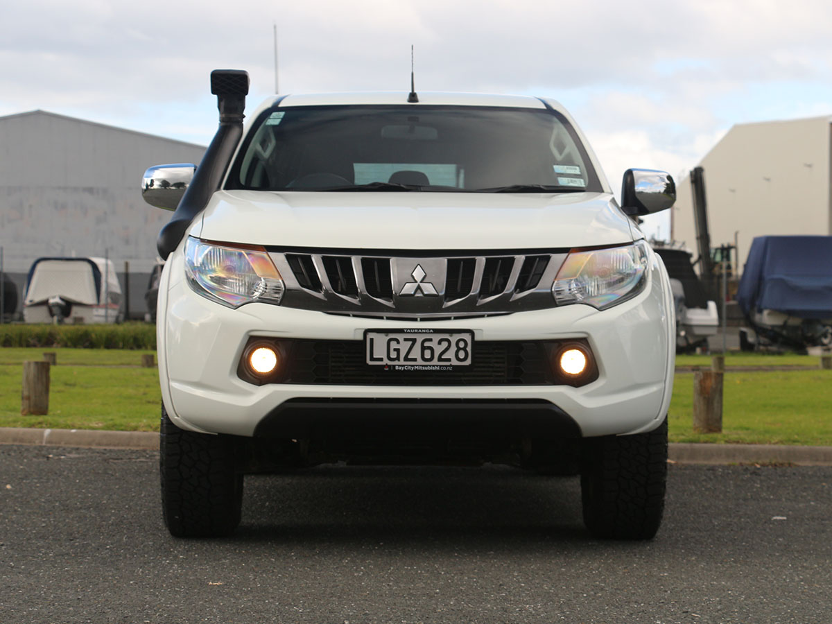 2018 Mitsubishi Triton GLXR 4WD 2.4L Diesel 6 Speed Manual