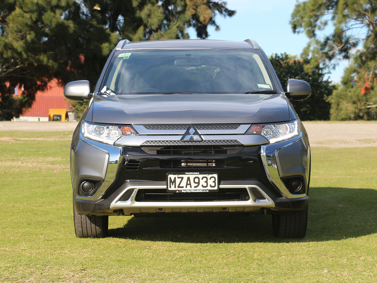 2020 Mitsubishi Outlander LS 2.4L Petrol 7 Seater Automatic