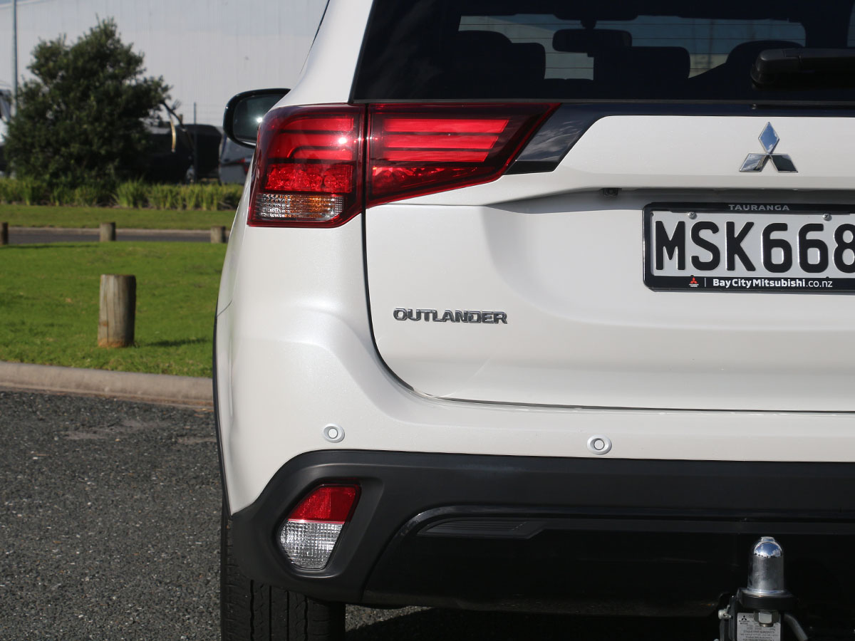 2020 Mitsubishi Outlander SPORT 2.4L Petrol 4WD 7 Seater