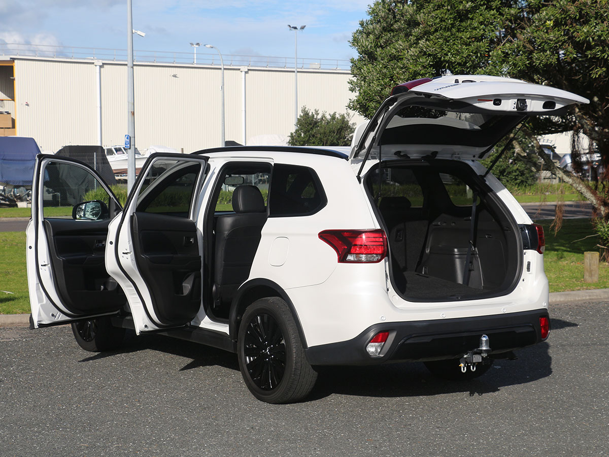 2020 Mitsubishi Outlander SPORT 2.4L Petrol 4WD 7 Seater