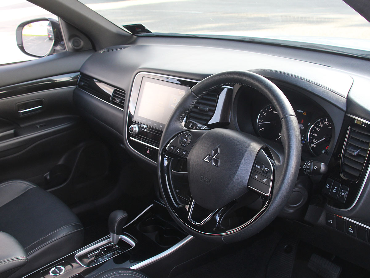 2020 Mitsubishi Outlander SPORT 2.4L Petrol 4WD 7 Seater