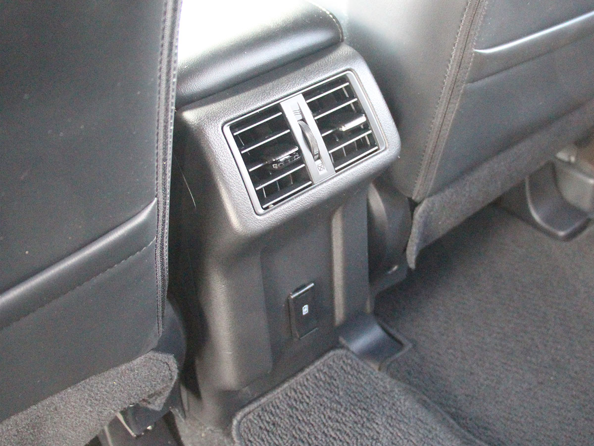 2020 Mitsubishi Outlander SPORT 2.4L Petrol 4WD 7 Seater