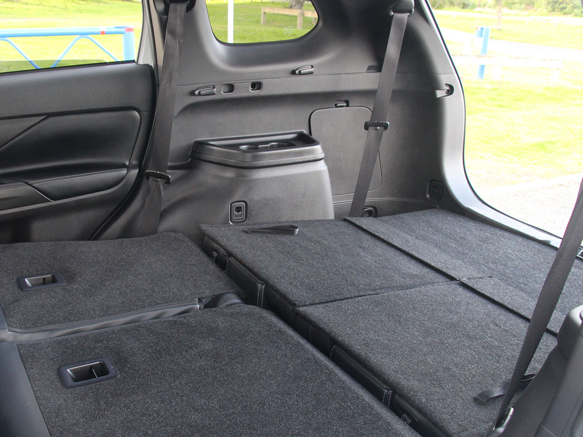 2020 Mitsubishi Outlander SPORT 2.4L Petrol 4WD 7 Seater