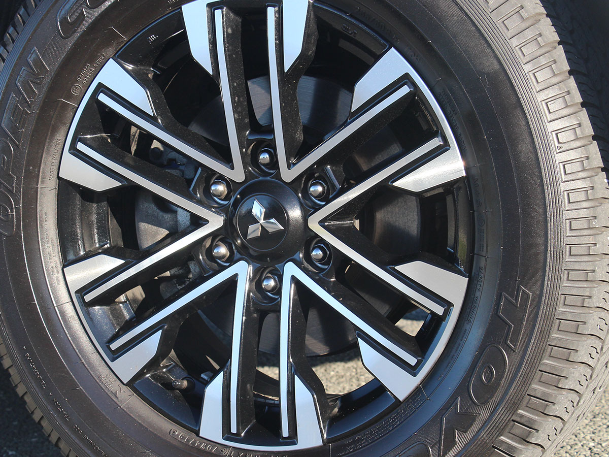 2020 Mitsubishi Pajero Sport VRX 2.4L Diesel 4WD 7 Seater