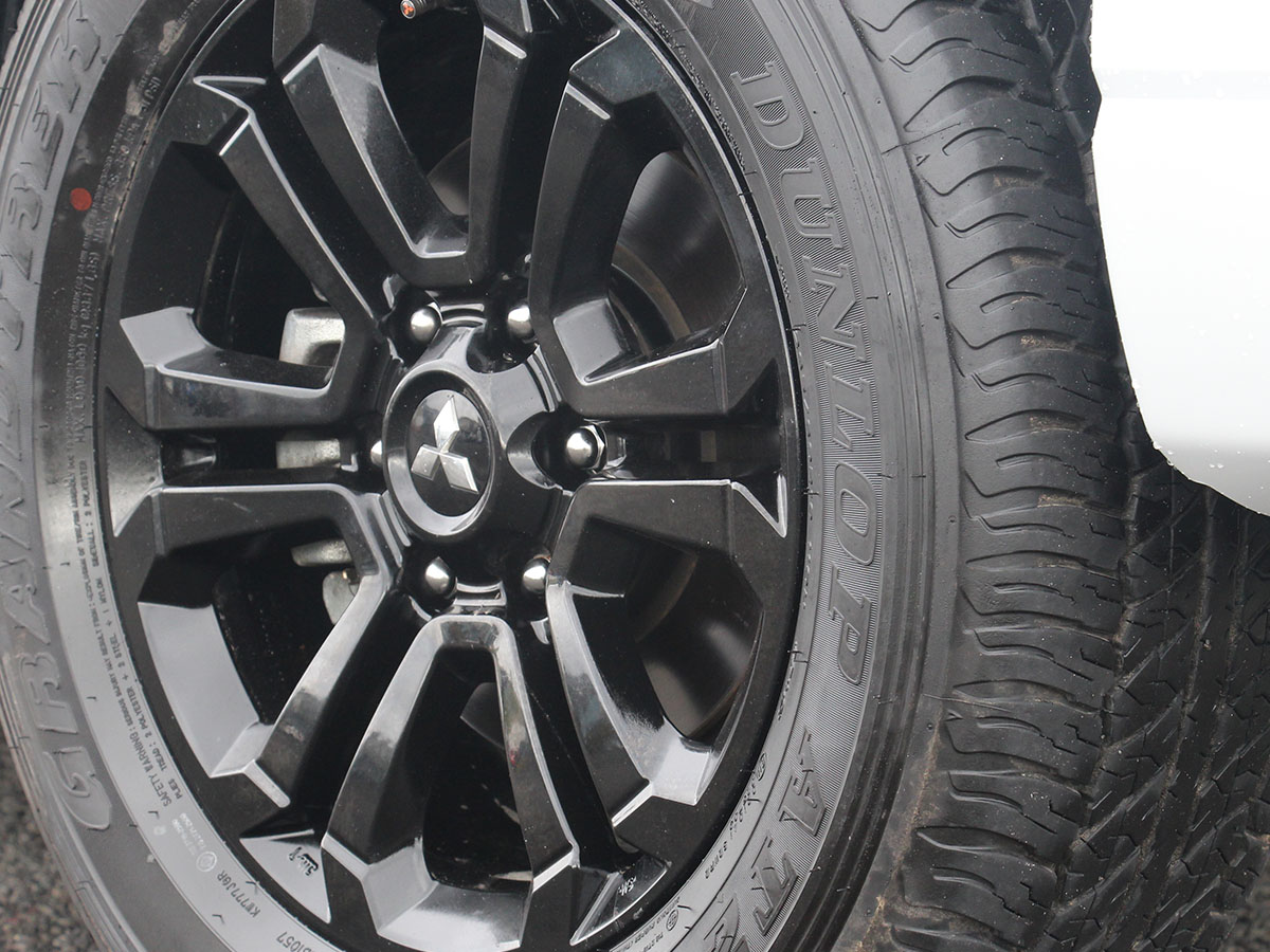 2020 Mitsubishi Triton GLSB 4WD 2.4L Diesel Turbo 6 Speed Auto