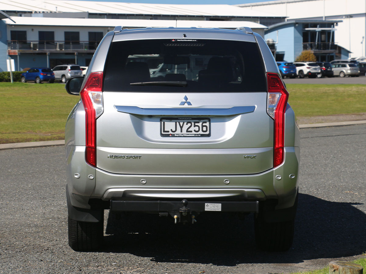 2018 Mitsubishi Pajero Sport VRX LJY256