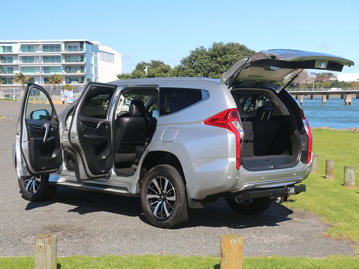 2018 Mitsubishi Pajero Sport VRX 2.4L Diesel 4WD 7 Seater