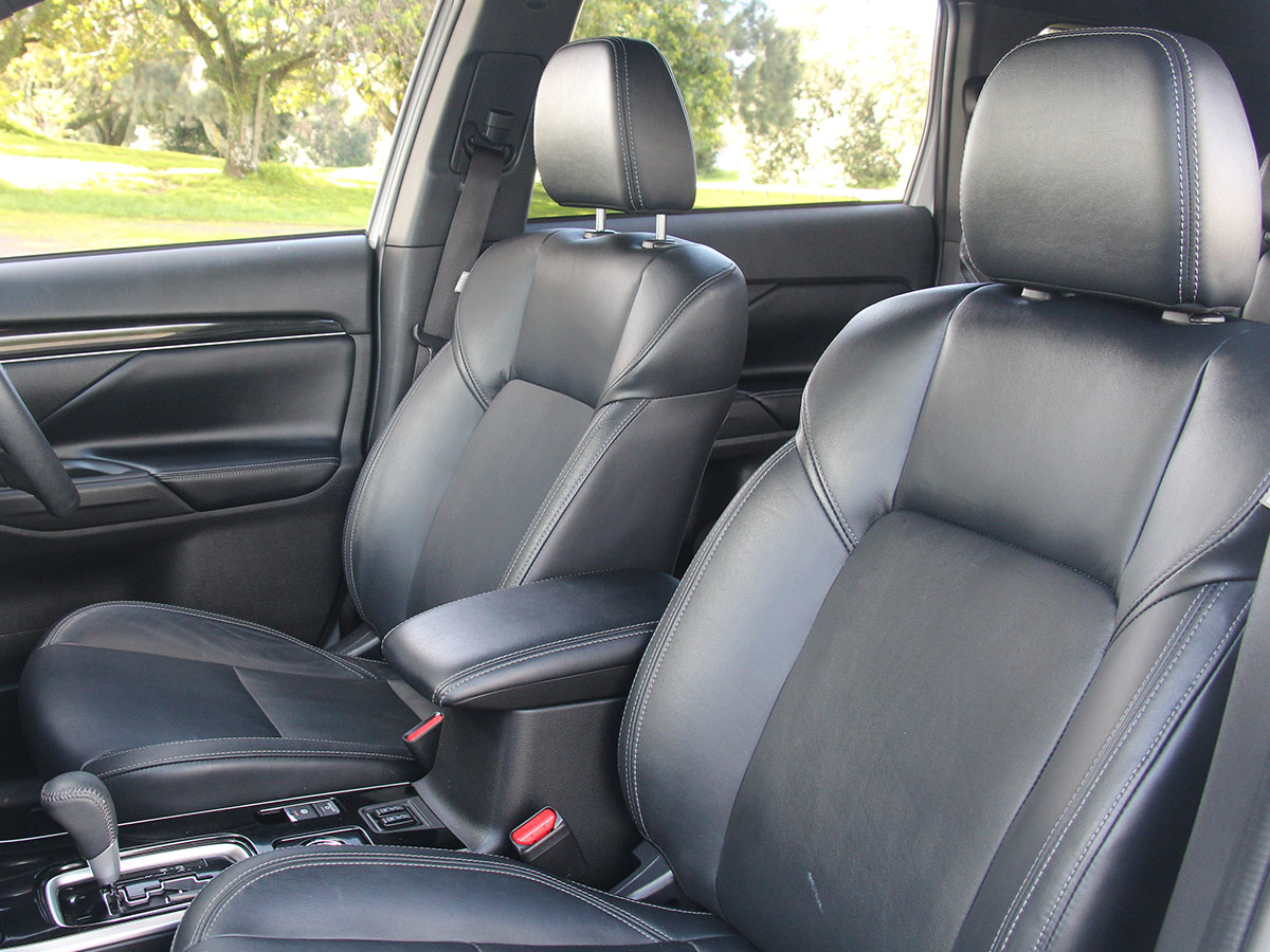 2020 Mitsubishi Outlander SPORT 2.4L Petrol 4WD 7 Seater