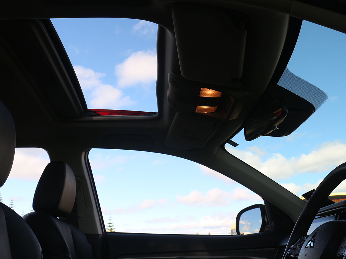 2021 Mitsubishi Outlander VRX 2.3L Diesel 4WD 7 Seater 6 Speed Auto