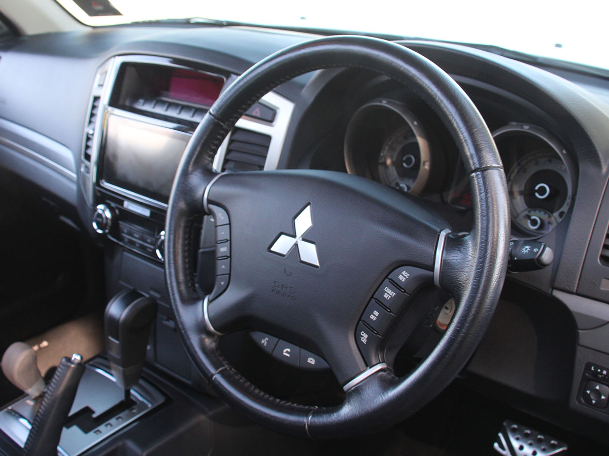 2021 Mitsubishi Pajero Exceed 3.2L Diesel Turbo 4WD Auto