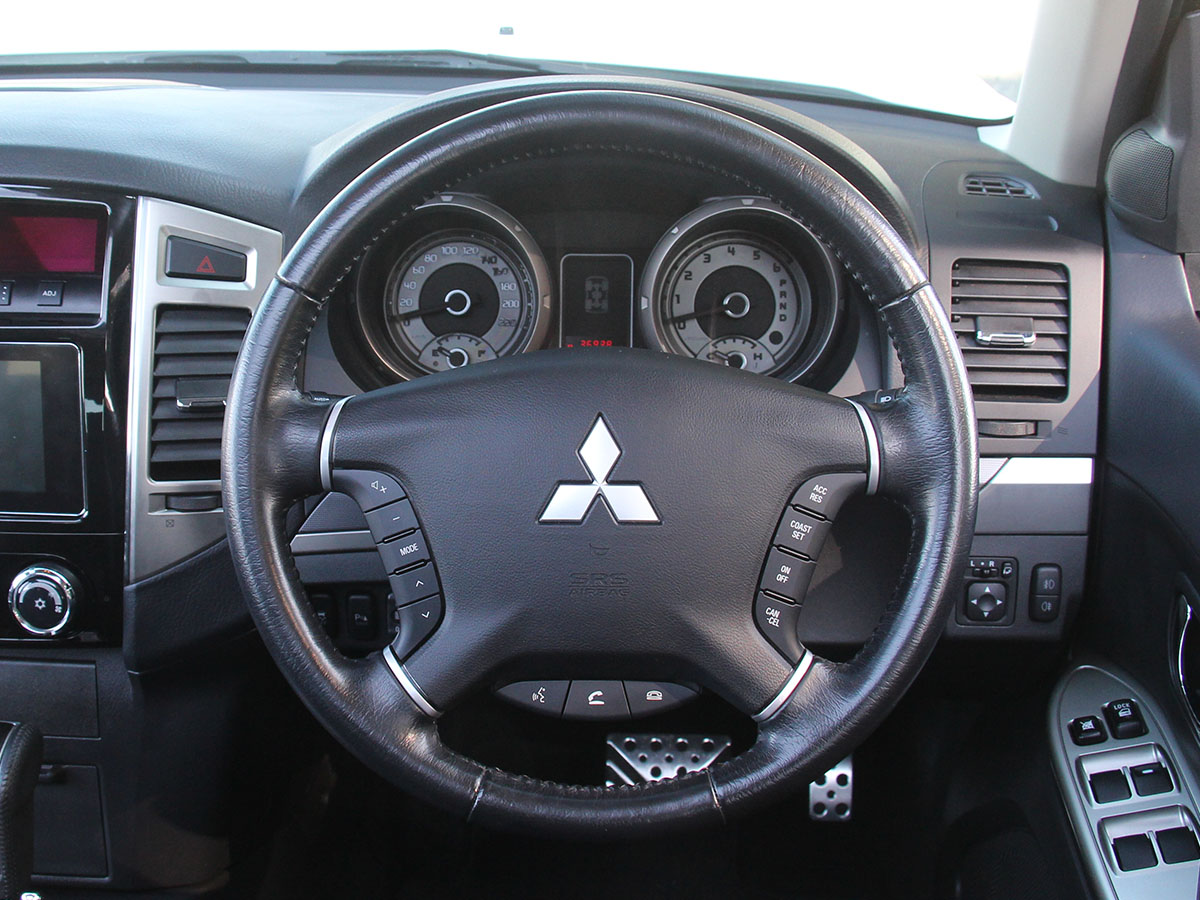 2021 Mitsubishi Pajero Exceed 3.2L Diesel Turbo 4WD Auto