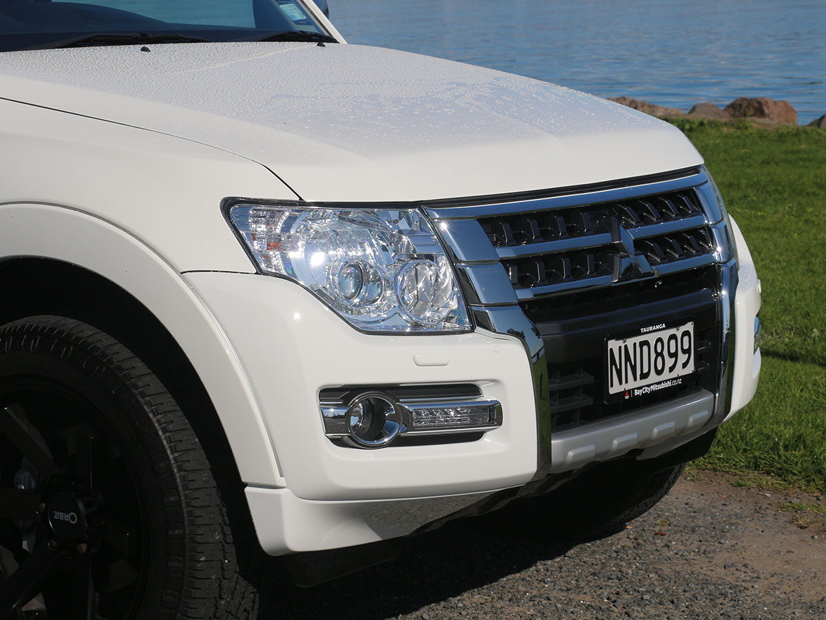 2021 Mitsubishi Pajero Exceed 3.2L Diesel Turbo 4WD Auto