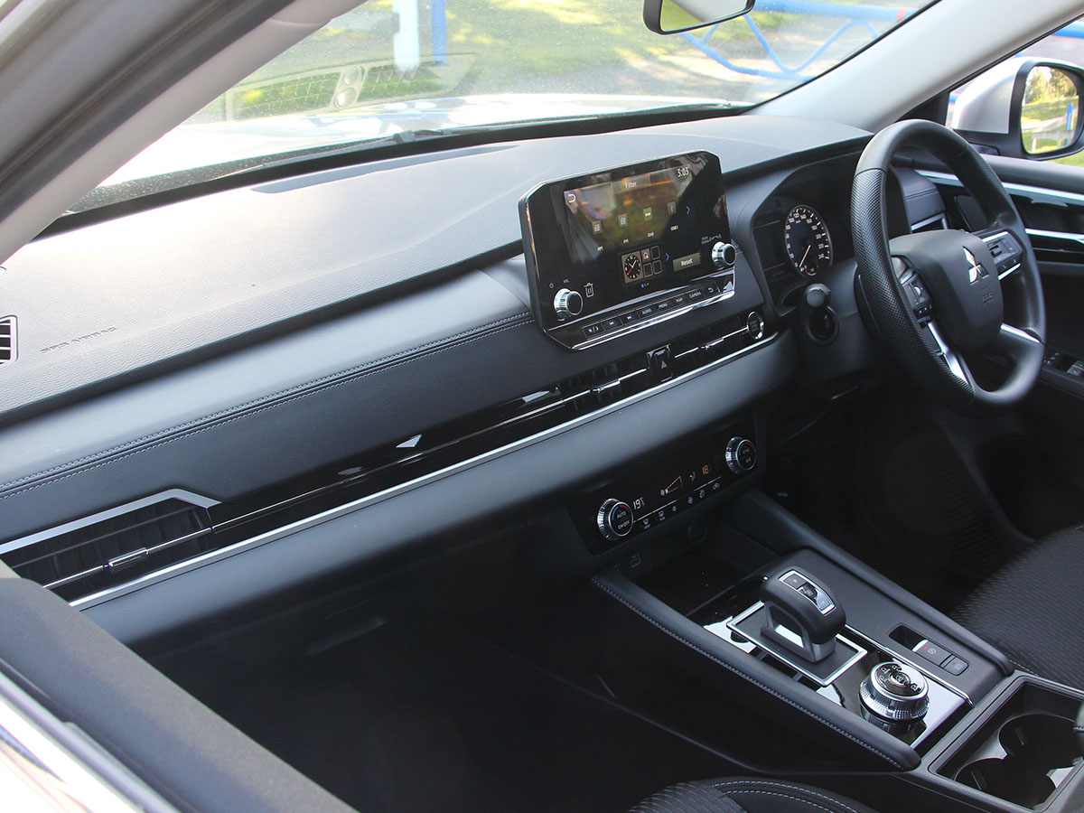 2022 Mitsubishi Outlander LS 4WD 2.5L Petrol Auto