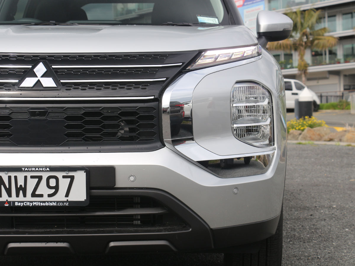 2022 Mitsubishi Outlander LS 4WD 2.5L Petrol Auto