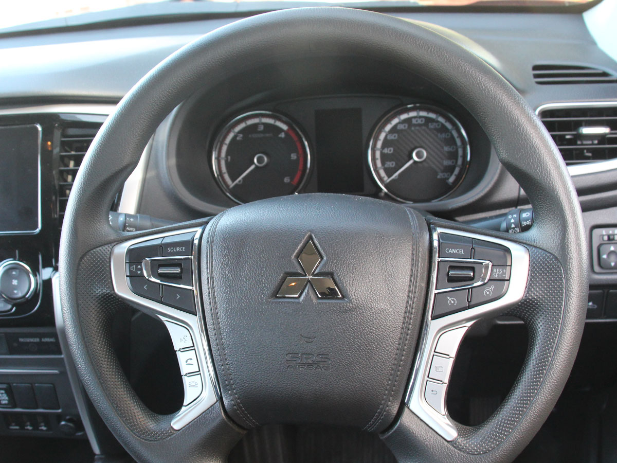 2022 Mitsubishi Triton Club Cab GLX 4WD 2.4L Diesel Turbo