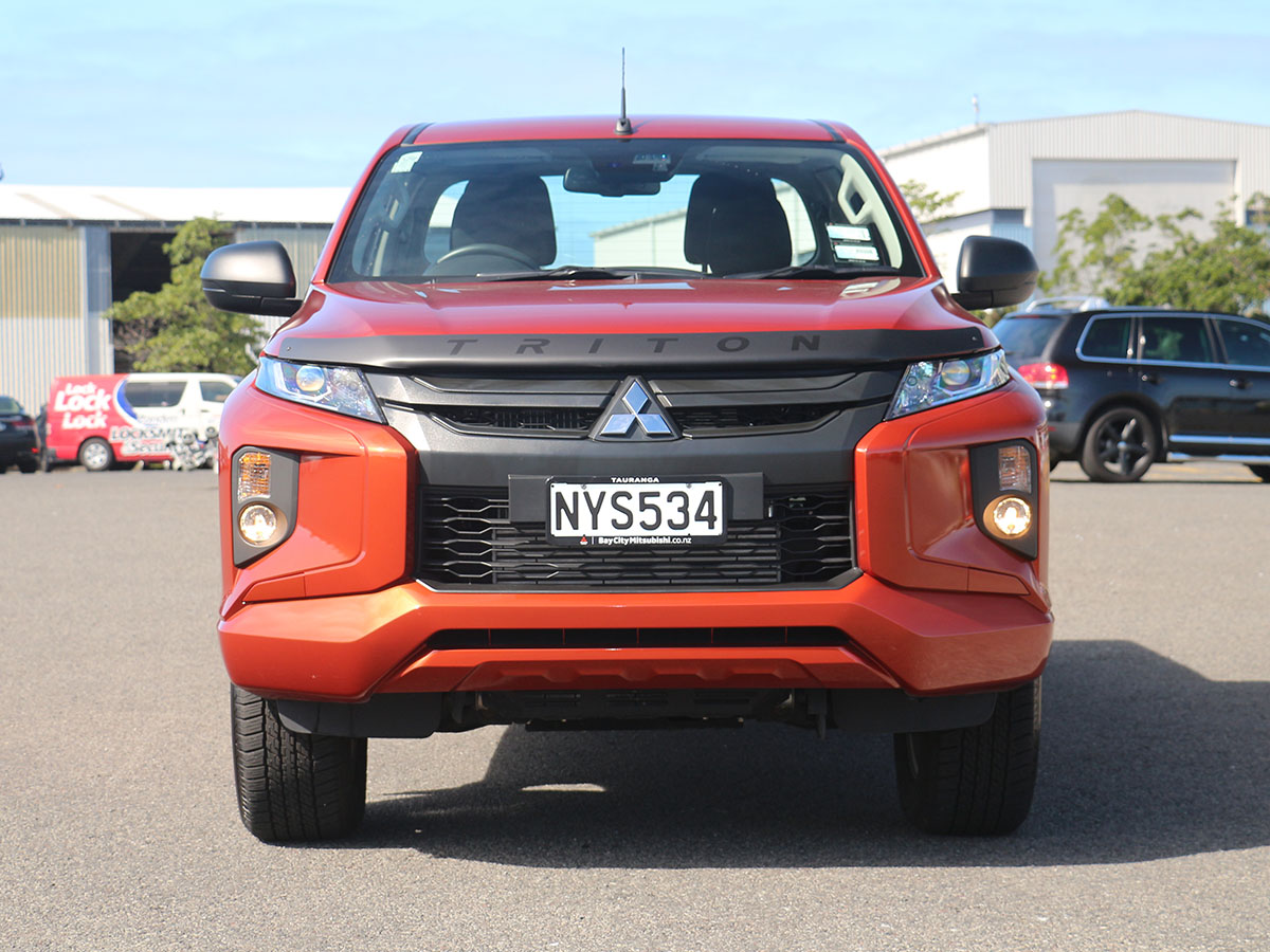 2022 Mitsubishi Triton Club Cab GLX 4WD 2.4L Diesel Turbo