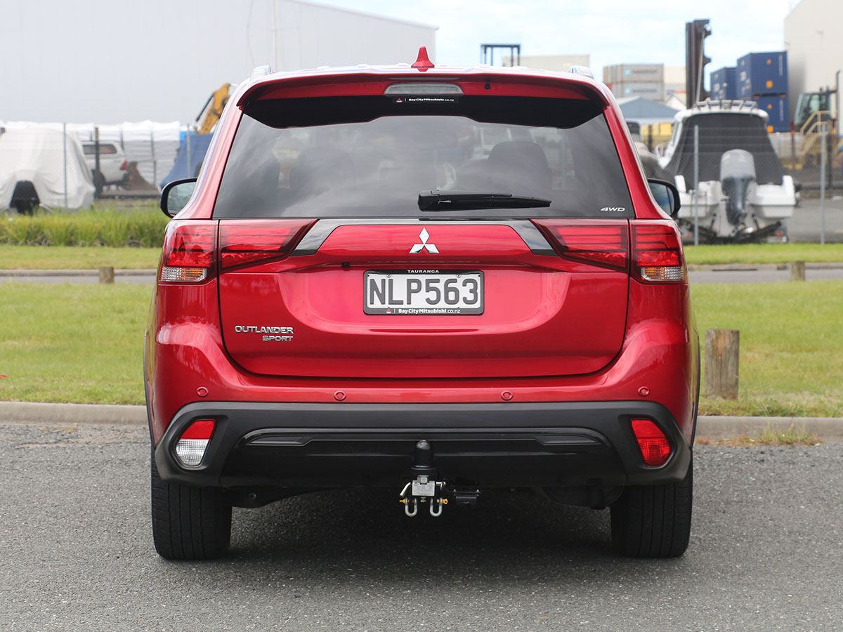 2021 Mitsubishi Outlander SPORT 2.4L Petrol 4WD 7 Seater
