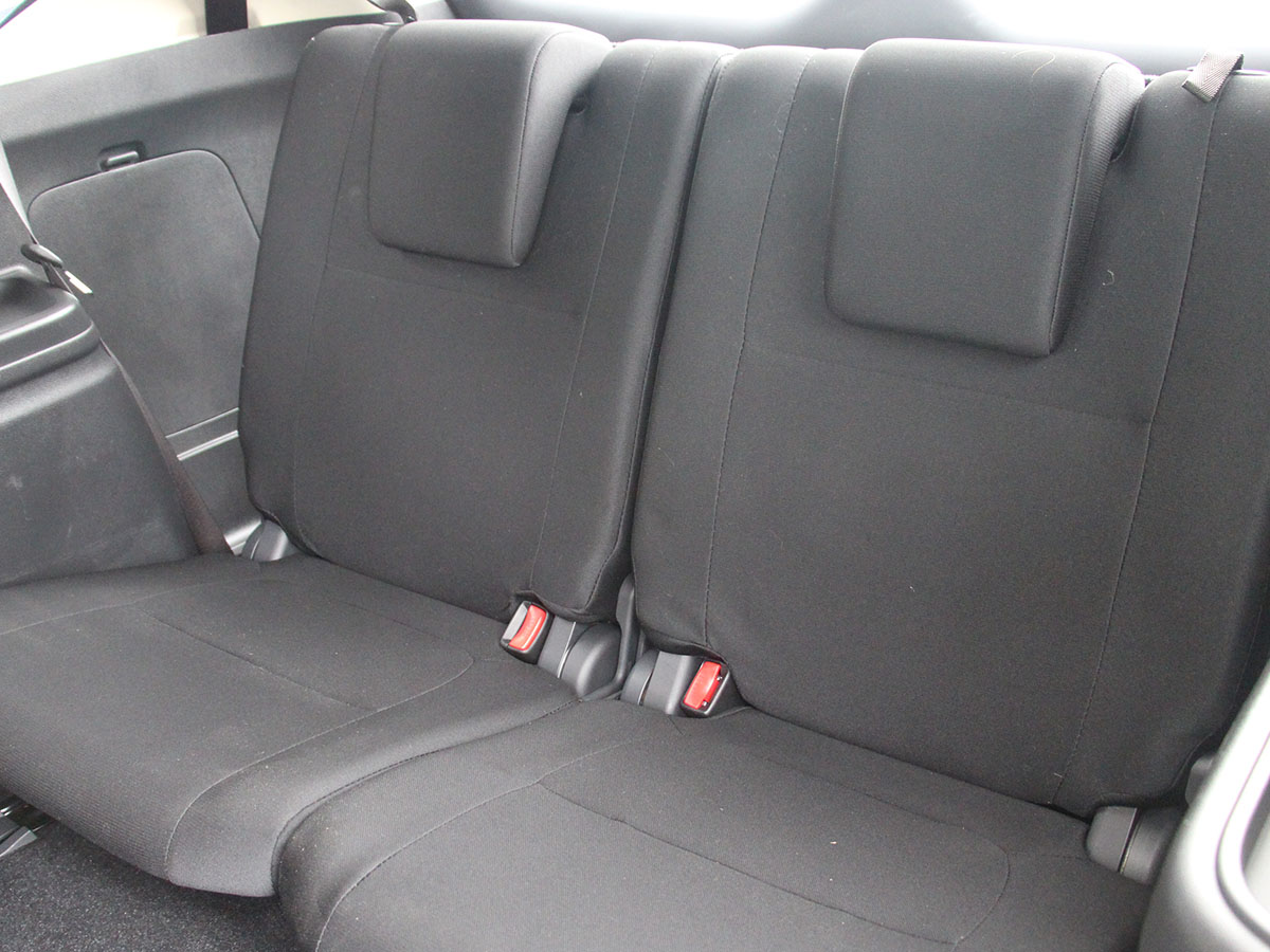 2017 Mitsubishi Outlander LS 2.4L Petrol 4wd 7 Seater Automatic