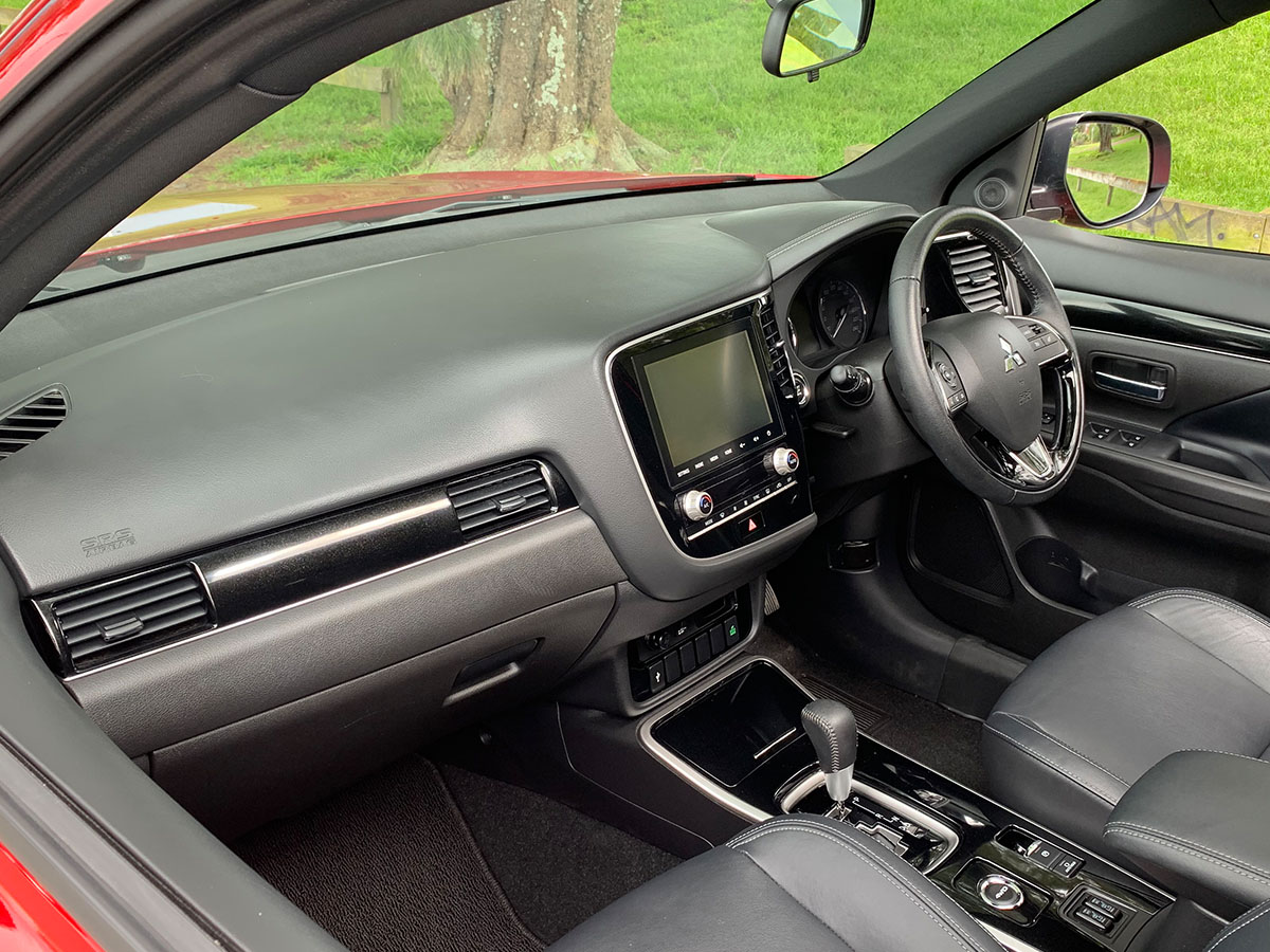 2020 Mitsubishi Outlander SPORT 2.4L Petrol 4WD 7 Seater