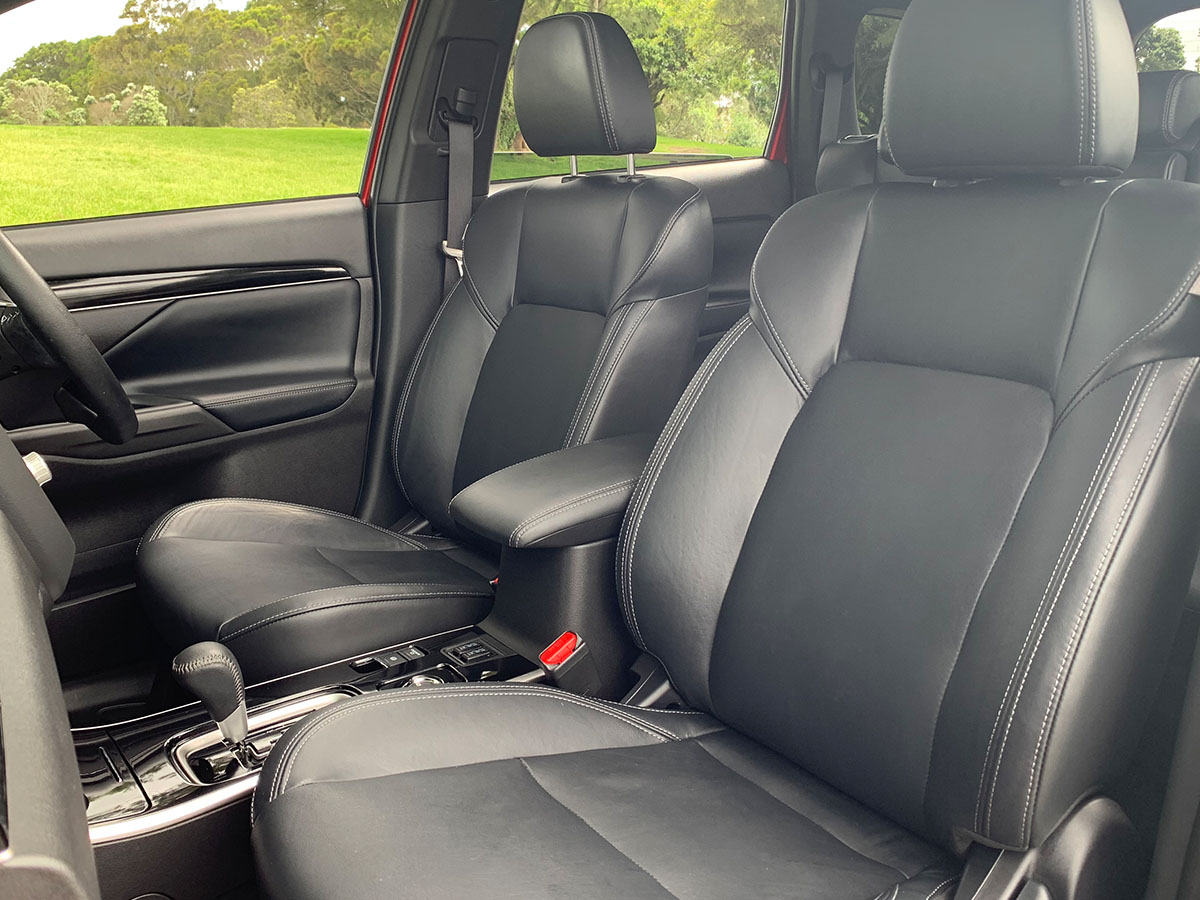 2020 Mitsubishi Outlander SPORT 2.4L Petrol 4WD 7 Seater