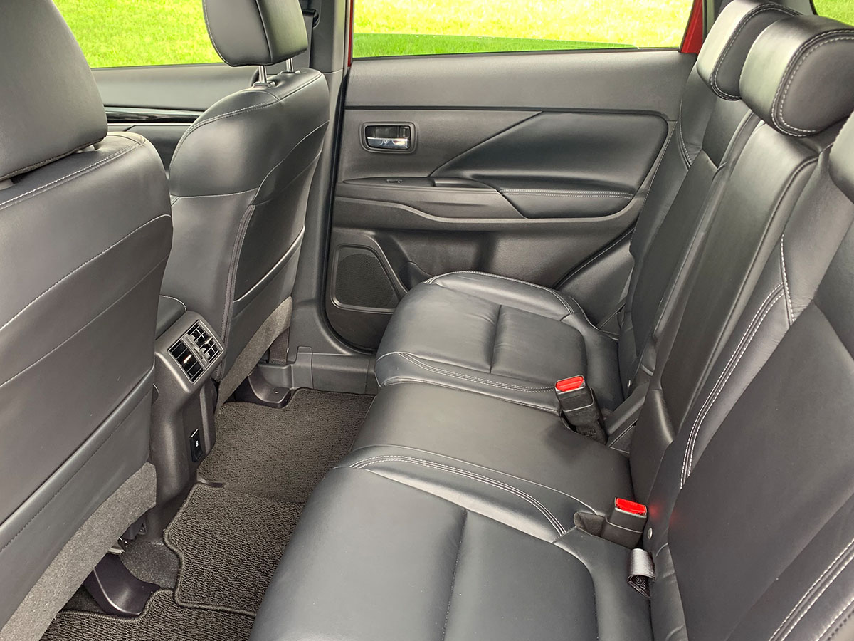 2020 Mitsubishi Outlander SPORT 2.4L Petrol 4WD 7 Seater