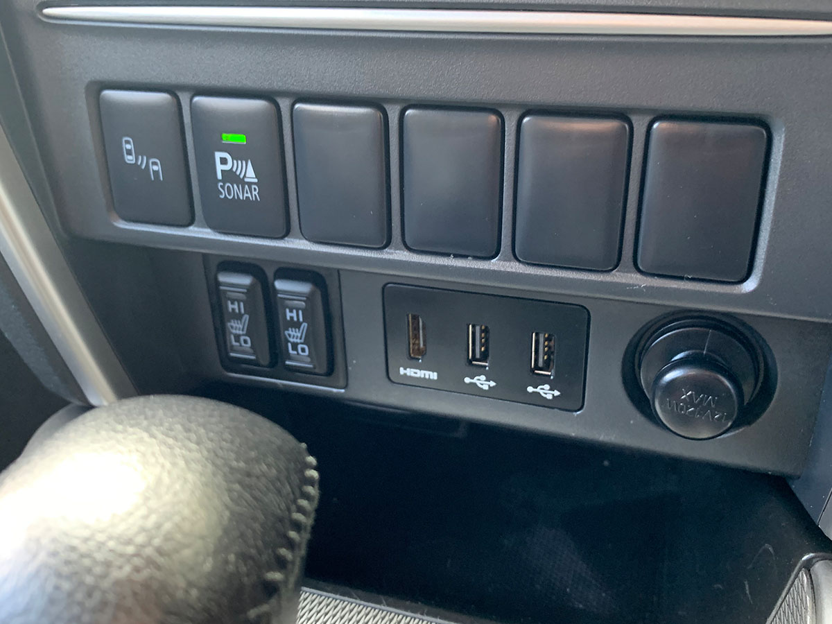 2020 Mitsubishi Triton VRX PPM816