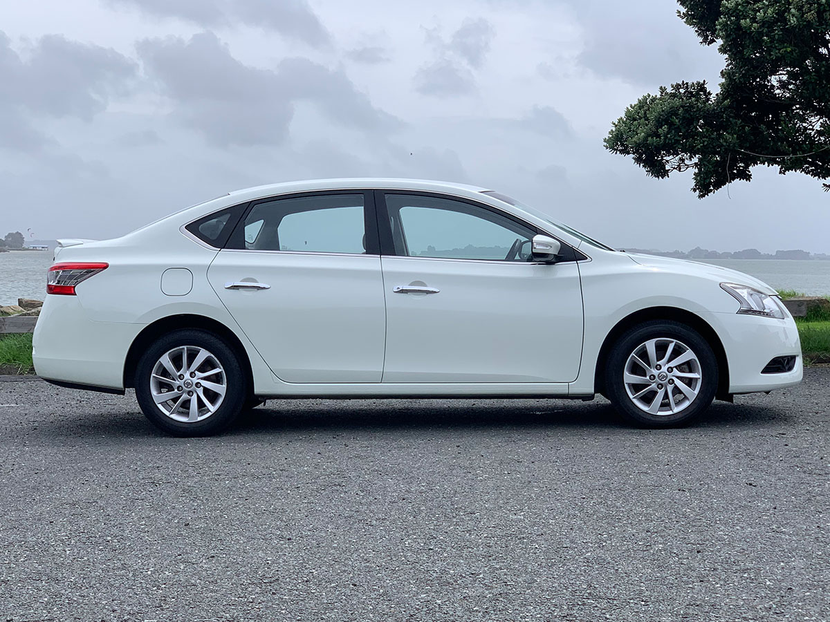 2013 Nissan Pulsar Ti