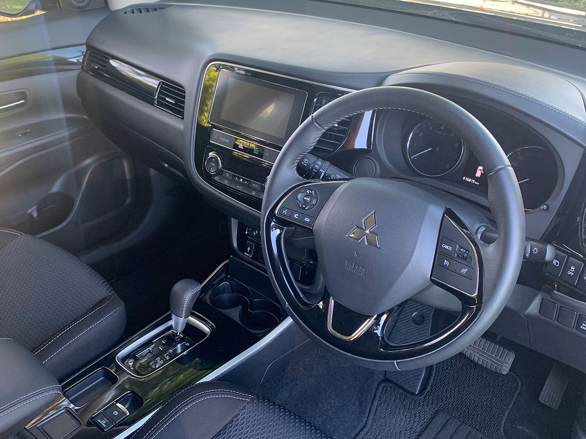 2018 Mitsubishi Outlander LS 2.4L Petrol 7 Seater