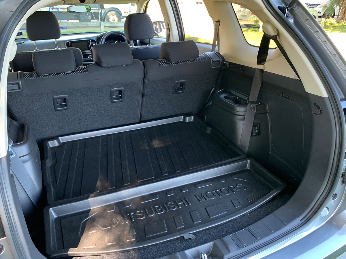 2018 Mitsubishi Outlander LS 2.4L Petrol 7 Seater
