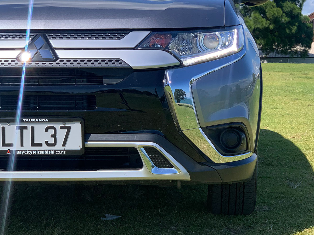 2018 Mitsubishi Outlander LS 2.4L Petrol 7 Seater