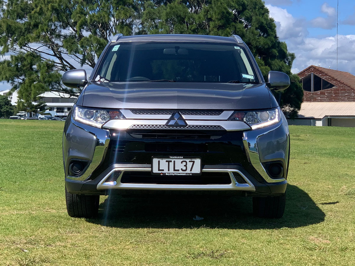 2018 Mitsubishi Outlander LS 2.4L Petrol 7 Seater