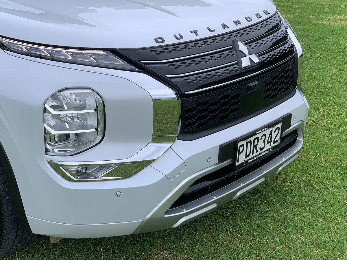 2022 Mitsubishi Outlander PHEV VRX PDR342