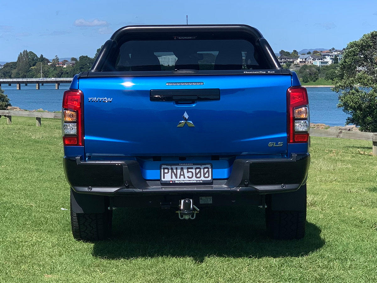 2022 Mitsubishi Triton GLSB 4WD 2.4L Diesel Turbo 6 Speed Auto