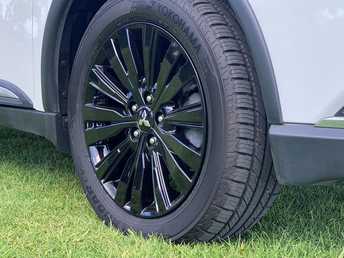 2017 Mitsubishi Outlander VRX 2.3L Diesel 4WD 6 Speed Auto