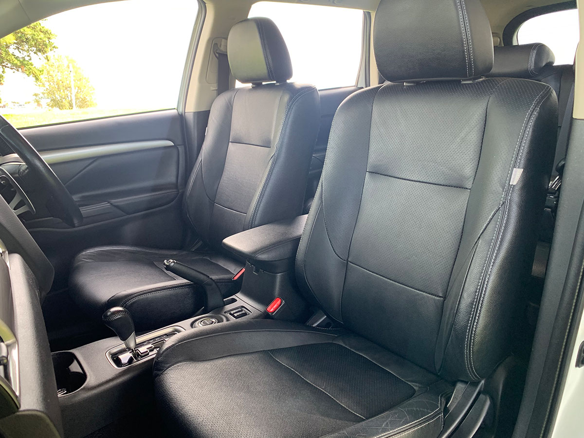 2014 Mitsubishi Outlander 2.4L Petrol VRX 4WD 7 Seater