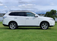 2014 Mitsubishi Outlander 2.4L Petrol VRX 4WD 7 Seater