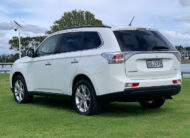 2014 Mitsubishi Outlander 2.4L Petrol VRX 4WD 7 Seater