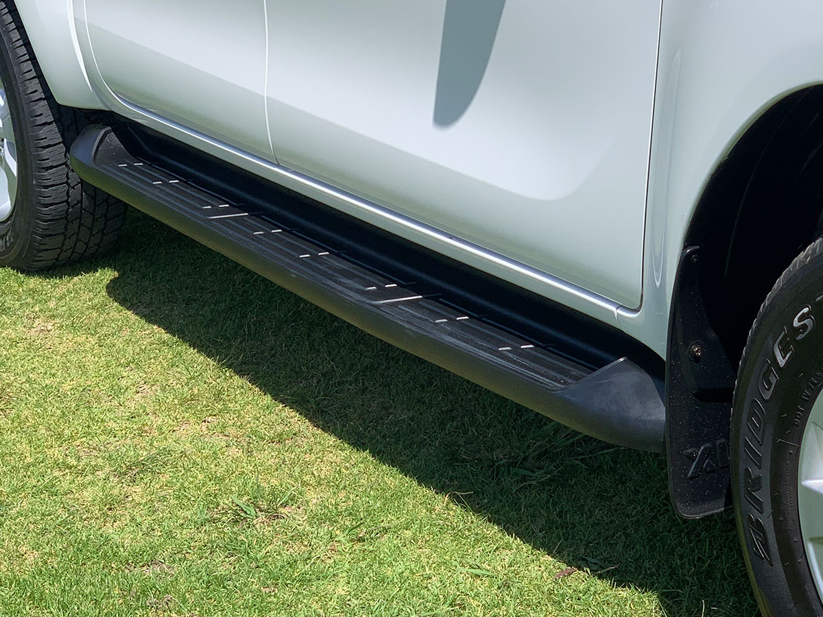 2017 Toyota Hilux SR 2.8L Diesel 4WD 6 Gear Auto