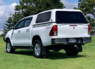 2017 Toyota Hilux SR 2.8L Diesel 4WD 6 Gear Auto