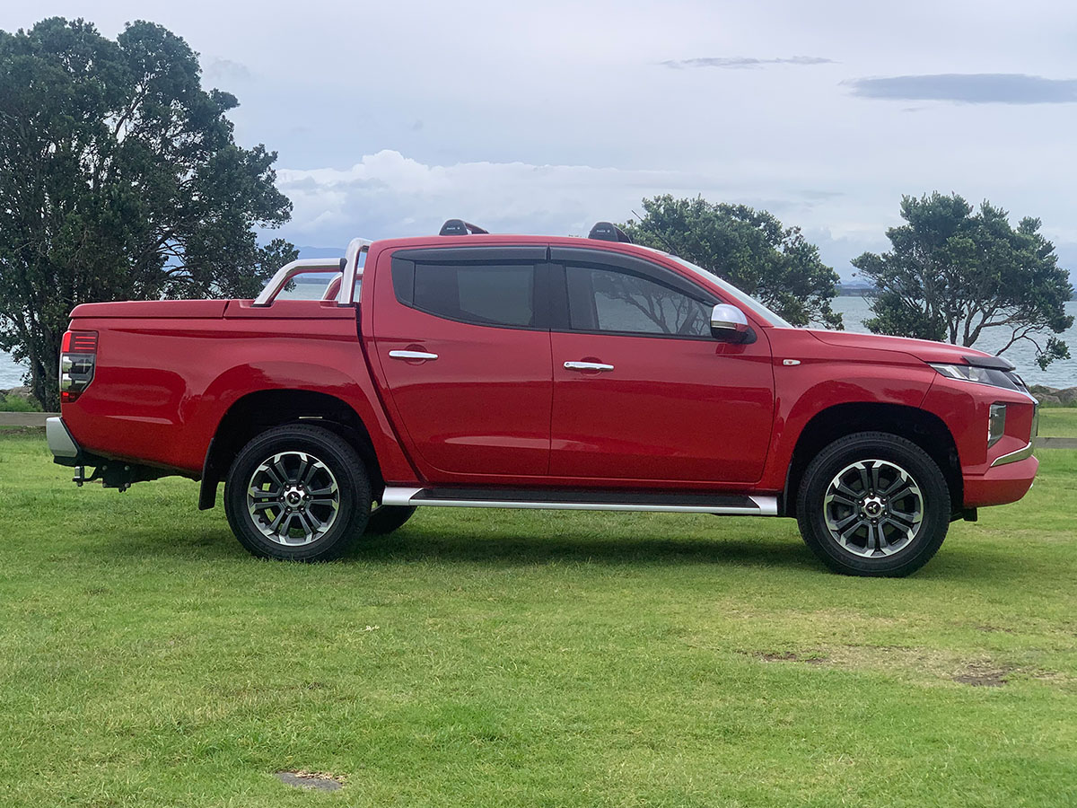 2018 Mitsubishi Triton GLXR 2.4L 2WD Diesel 6 Speed Manual